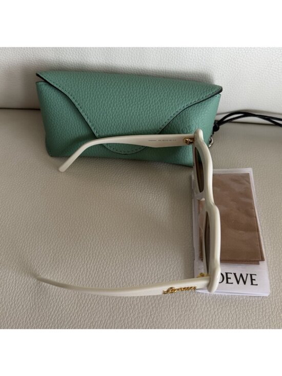 NEW LOEWE LW40109U 21E Ivory/Brown 52-18-140 Sunglasses Authentic main image 2